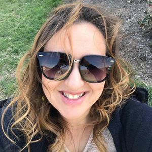 Meet your Posher, Lorraine
